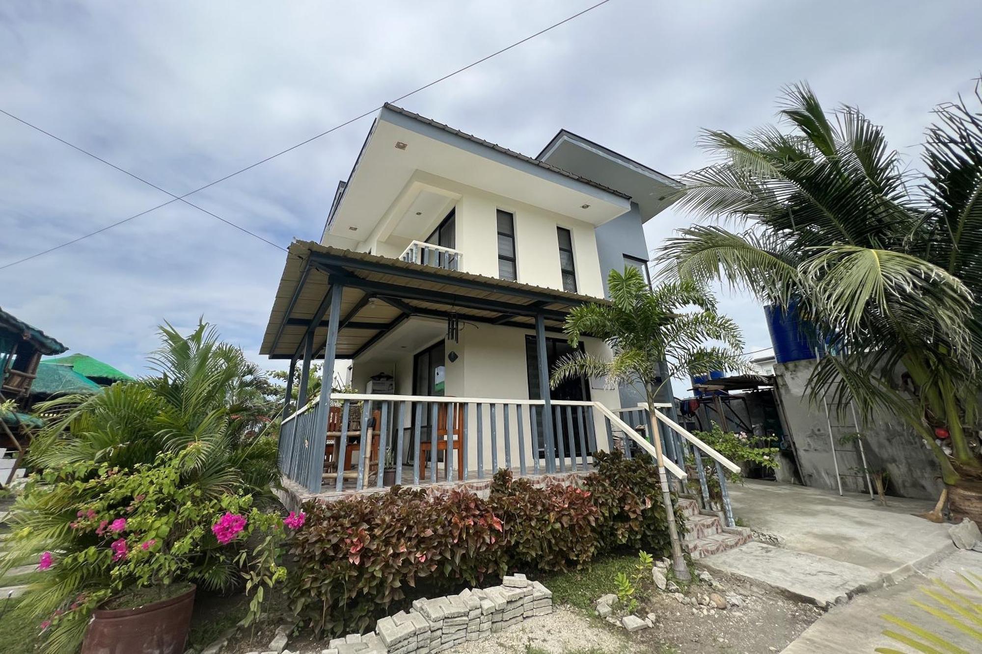 Lover'S Point Beach Front Resort Lian Exterior photo